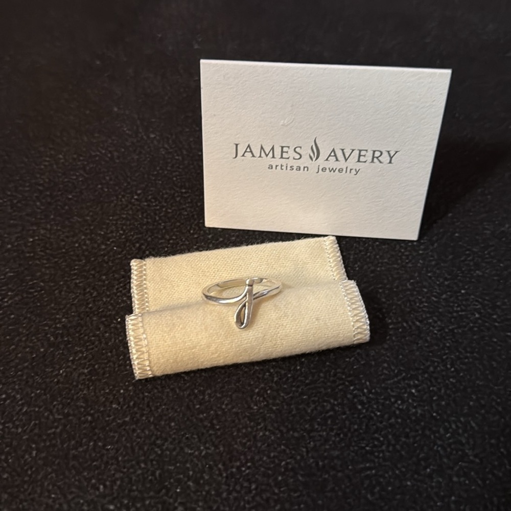 ✨James Avery•Letter ”j” Sterling Silver Ring•Size:8✨